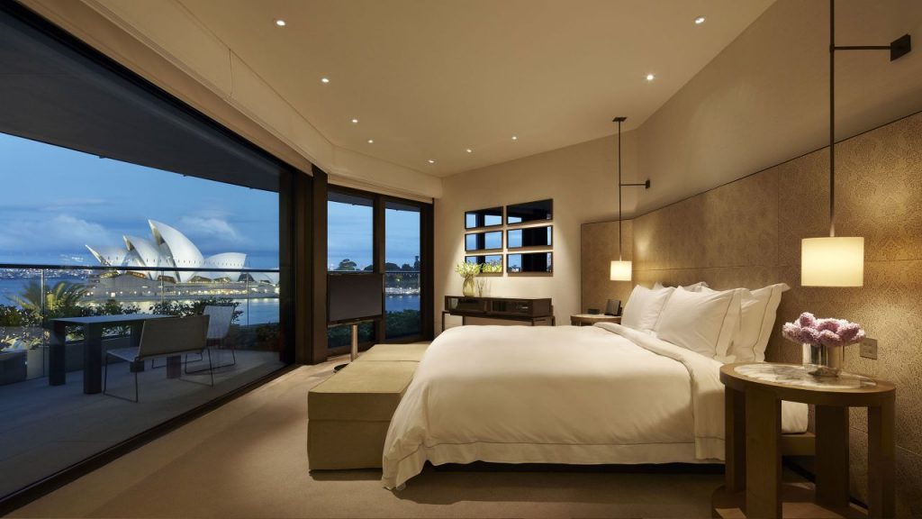 Sydney_Suite_Bedroom_Park_Hyatt_Sydney-1024x576